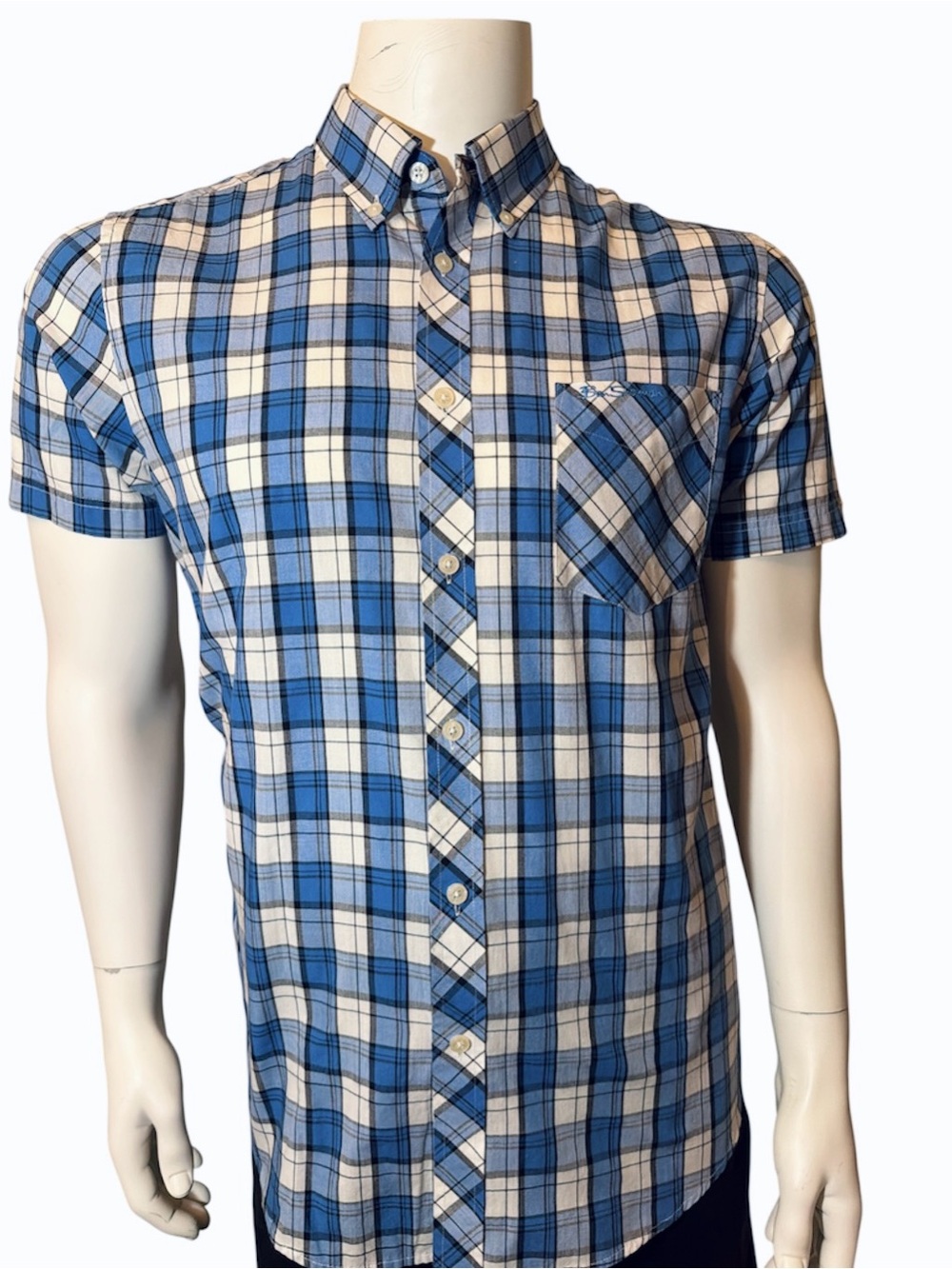 Ben Sherman Blue and White Plaid Short-Sleeve Button-Down Shirt